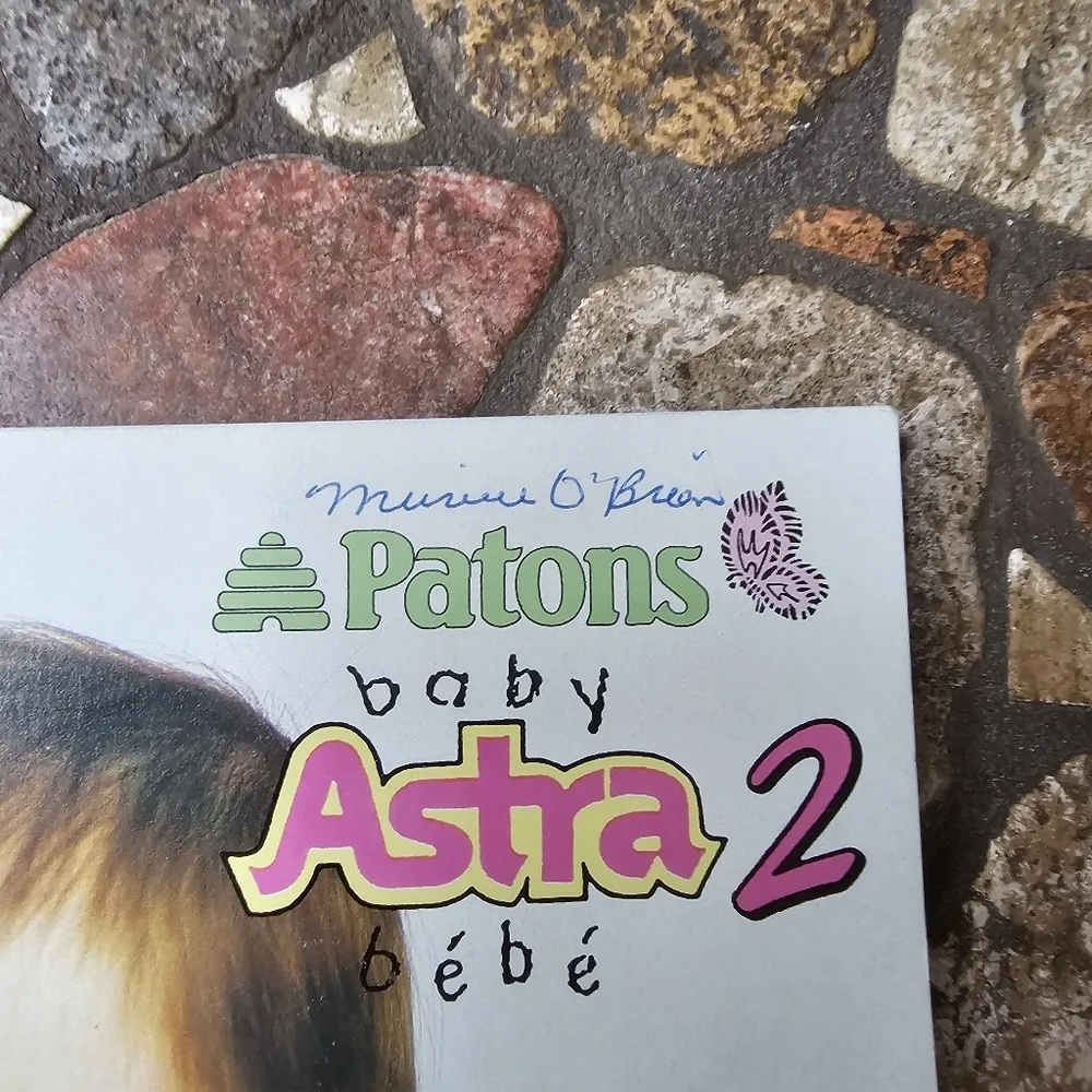 Vintage 992 Patons Baby Astra 2 Knitting Pattern Booklet 672 CC, Preowned